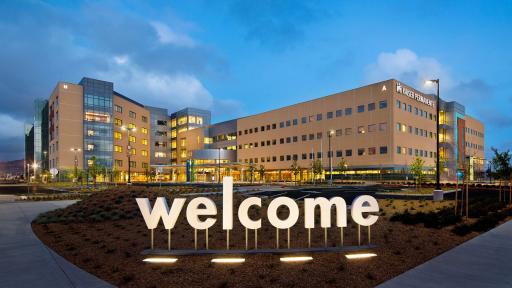 Kaiser San Leandro exterior at dusk